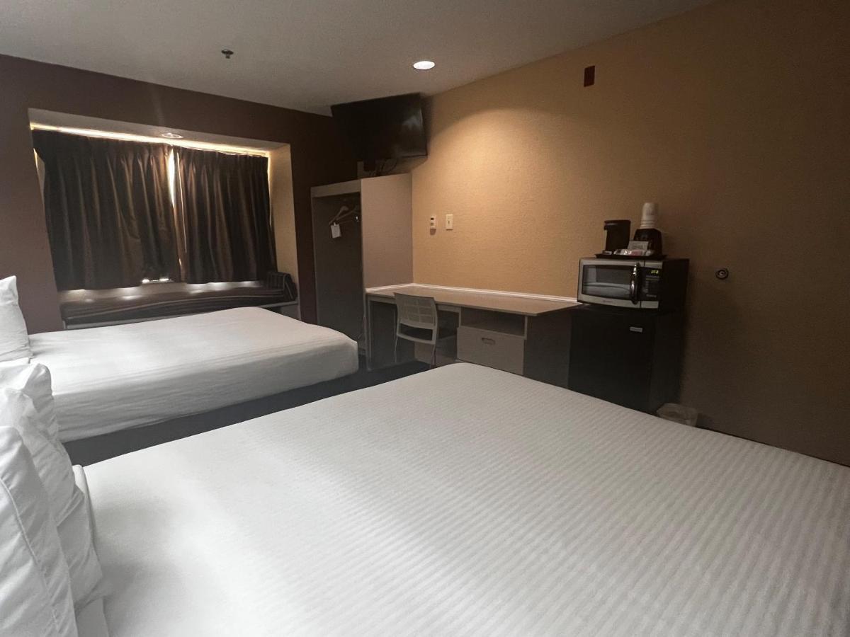 Microtel Inn & Suites By Wyndham Houston/Webster/Nasa/Clearlake Nassau Bay Zewnętrze zdjęcie