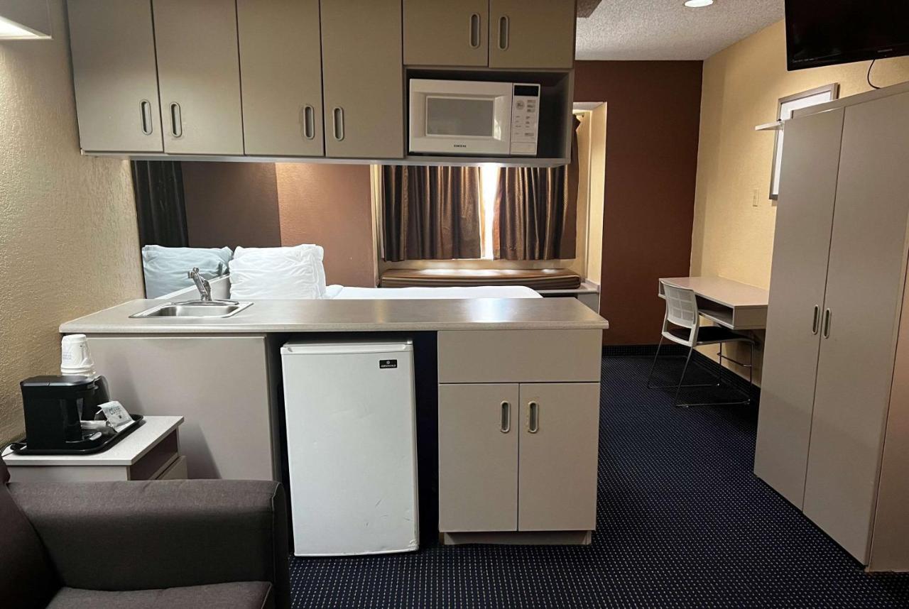 Microtel Inn & Suites By Wyndham Houston/Webster/Nasa/Clearlake Nassau Bay Zewnętrze zdjęcie