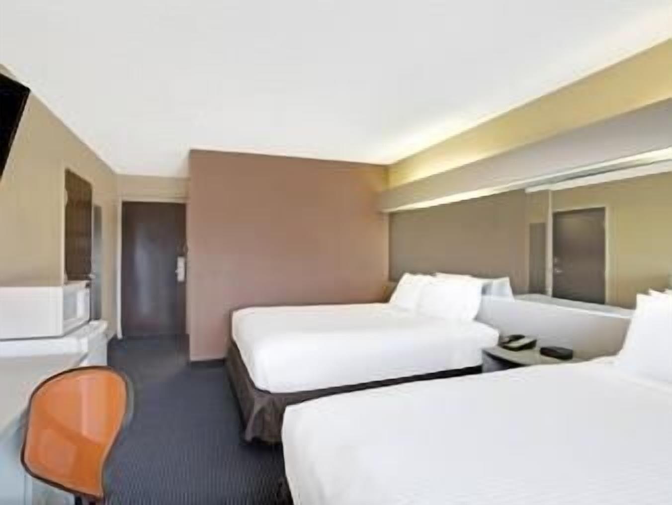 Microtel Inn & Suites By Wyndham Houston/Webster/Nasa/Clearlake Nassau Bay Zewnętrze zdjęcie